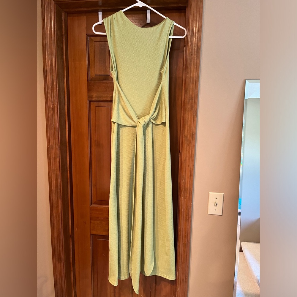 YH & Co Sage Green Fitted Ribbed Midi Dress